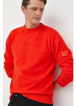 Calvin Klein sweter z domieszką wełny męski kolor czerwony ze sklepu ANSWEAR.com w kategorii Swetry męskie - zdjęcie 163377519