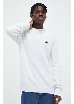 Tommy Jeans sweter bawełniany kolor szary ze sklepu ANSWEAR.com w kategorii Swetry męskie - zdjęcie 163379185
