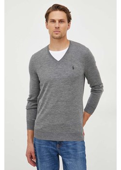 Polo Ralph Lauren sweter wełniany męski kolor szary lekki ze sklepu ANSWEAR.com w kategorii Swetry męskie - zdjęcie 163379405
