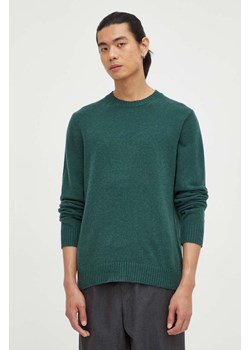 Samsoe Samsoe sweter wełniany SYLLI męski kolor zielony M20500076 ze sklepu ANSWEAR.com w kategorii Swetry męskie - zdjęcie 163407537