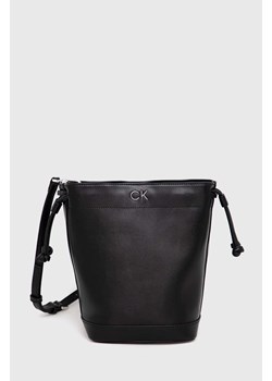 Calvin Klein torebka kolor czarny ze sklepu ANSWEAR.com w kategorii Torebki worki - zdjęcie 163408209