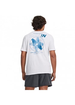 Męski t-shirt z nadrukiem Under Armour UA We All Play Our Part Short Sleeve - ze sklepu Sportstylestory.com w kategorii T-shirty męskie - zdjęcie 163424999