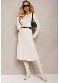 Jasnobeżowa Rozkloszowana Sukienka Sweterkowa Robbino ze sklepu Renee odzież w kategorii Sukienki - zdjęcie 163456448