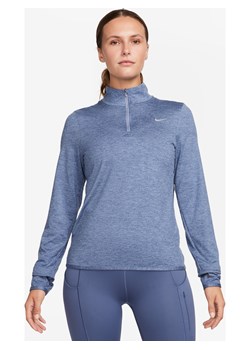 Damska koszulka do biegania z zamkiem 1/4 i ochroną przed promieniowaniem UV Nike Swift - Niebieski ze sklepu Nike poland w kategorii Bluzki damskie - zdjęcie 163460137