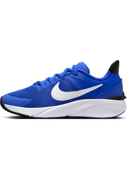 Buty do biegania po asfalcie dla dużych dzieci Nike Star Runner 4 - Niebieski ze sklepu Nike poland w kategorii Buty sportowe dziecięce - zdjęcie 163460575