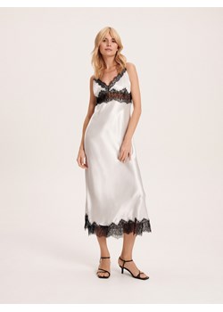 Reserved - Sukienka z satynowej wiskozy - jasnoszary ze sklepu Reserved w kategorii Sukienki - zdjęcie 163469426