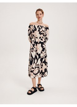 Reserved - Wzorzysta sukienka midi - wielobarwny ze sklepu Reserved w kategorii Sukienki - zdjęcie 163478238