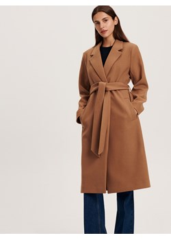 Reserved - Płaszcz z wiązaniem - brązowy ze sklepu Reserved w kategorii Płaszcze damskie - zdjęcie 163480178