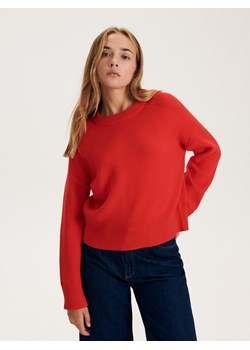 Reserved - Gładki sweter - czerwony ze sklepu Reserved w kategorii Swetry damskie - zdjęcie 163480447