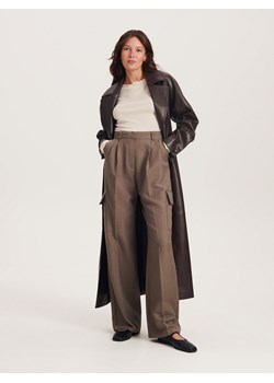 Reserved - Spodnie z kieszeniami cargo - ciemnozielony ze sklepu Reserved w kategorii Spodnie damskie - zdjęcie 163482866