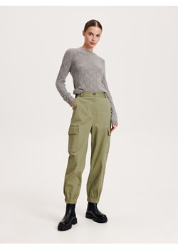 Reserved - Spodnie jogger z bawełny - jasnozielony ze sklepu Reserved w kategorii Spodnie damskie - zdjęcie 163484236