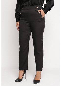 Czarne Klasyczne Spodnie z Wysoką Talią Ozdobioną Nitami Palmika ze sklepu Born2be Odzież w kategorii Spodnie damskie - zdjęcie 163488696