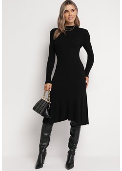 Czarna Sweterkowa Sukienka z Półgolfem i Rozkloszowanym Dołem Tamenesa ze sklepu Born2be Odzież w kategorii Sukienki - zdjęcie 163503898