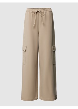 Spodnie materiałowe z kieszeniami cargo ze sklepu Peek&Cloppenburg  w kategorii Spodnie damskie - zdjęcie 163510457