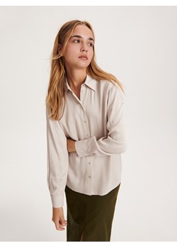 Reserved - Koszula z satynowej wiskozy - beżowy ze sklepu Reserved w kategorii Koszule damskie - zdjęcie 163537295