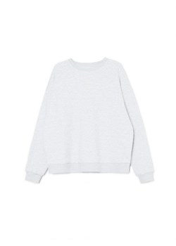 Cropp - Szara bluza basic - jasny szary ze sklepu Cropp w kategorii Bluzy damskie - zdjęcie 163563036