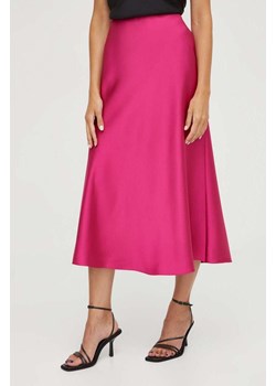 BOSS spódnica kolor różowy maxi rozkloszowana ze sklepu ANSWEAR.com w kategorii Spódnice - zdjęcie 163564858