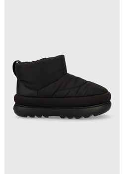 UGG śniegowce Classic Maxi Mini kolor czarny 1132017.BLK ze sklepu PRM w kategorii Śniegowce damskie - zdjęcie 163571606