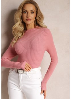 Różowy Dopasowany Sweter z Prążkami i Ozdobnym Tłoczeniem Linametta ze sklepu Renee odzież w kategorii Swetry damskie - zdjęcie 163574105