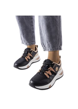 Venezia Czarne sneakersy Vinceza ze sklepu ButyModne.pl w kategorii Buty sportowe damskie - zdjęcie 163605918