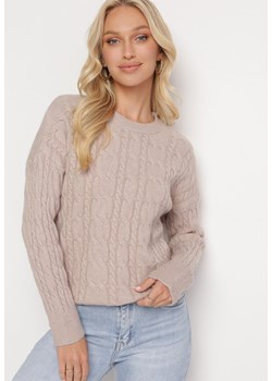 Beżowy Sweter Ozdobiony Klasycznym Splotem Lacemisa ze sklepu Born2be Odzież w kategorii Swetry damskie - zdjęcie 163632517