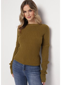 Ciemnozielony Sweter o Klasycznym Kroju z Wytłoczonym Wzorem Gundall ze sklepu Born2be Odzież w kategorii Swetry damskie - zdjęcie 163638427