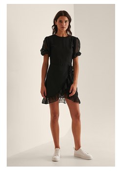 NA-KD Sukienka w kolorze czarnym ze sklepu Limango Polska w kategorii Sukienki - zdjęcie 163683009