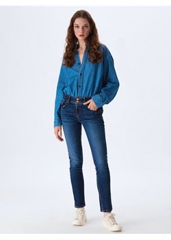 LTB Bluzka dżinsowa &quot;Rissey&quot; w kolorze niebieskim ze sklepu Limango Polska w kategorii Koszule damskie - zdjęcie 163758605