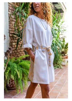 Gunes Kizi Sukienka w kolorze białym ze sklepu Limango Polska w kategorii Sukienki - zdjęcie 163792096