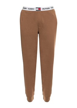 Tommy Hilfiger Spodnie dresowe w kolorze jasnobrązowym ze sklepu Limango Polska w kategorii Spodnie męskie - zdjęcie 163798827