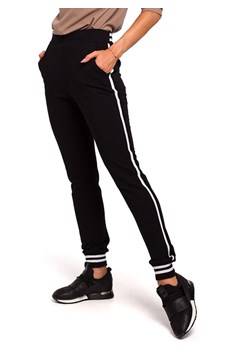 made of emotion Spodnie dresowe w kolorze czarnym ze sklepu Limango Polska w kategorii Spodnie damskie - zdjęcie 163818106