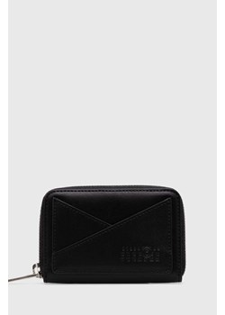 MM6 Maison Margiela portfel skórzany Wallets damski kolor czarny SA6UI0016 ze sklepu PRM w kategorii Portfele damskie - zdjęcie 163821035