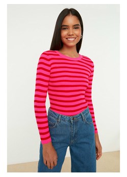 trendyol Sweter w kolorze różowym ze sklepu Limango Polska w kategorii Swetry damskie - zdjęcie 163856285