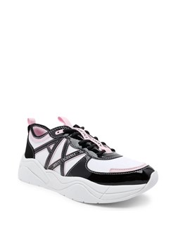 Armani Exchange Sneakersy ze sklepu Gomez Fashion Store w kategorii Buty sportowe damskie - zdjęcie 163942526