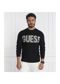 GUESS Sweter AMYAS LS CN SLOGAN SWTR | Regular Fit | z dodatkiem wełny ze sklepu Gomez Fashion Store w kategorii Swetry męskie - zdjęcie 163960035