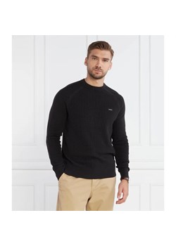 Calvin Klein Sweter TEXTURE MIX CN | Regular Fit ze sklepu Gomez Fashion Store w kategorii Swetry męskie - zdjęcie 163965497