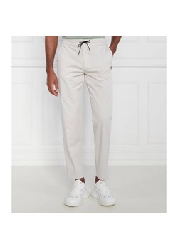 HUGO Spodnie | Regular Fit ze sklepu Gomez Fashion Store w kategorii Spodenki męskie - zdjęcie 163972727
