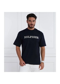 Tommy Hilfiger T-shirt MONOTYPE EMBRO | Relaxed fit ze sklepu Gomez Fashion Store w kategorii T-shirty męskie - zdjęcie 163976917