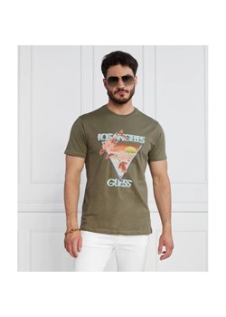 GUESS T-shirt SS CN TRIANGLE SUMME | Regular Fit ze sklepu Gomez Fashion Store w kategorii T-shirty męskie - zdjęcie 163981247