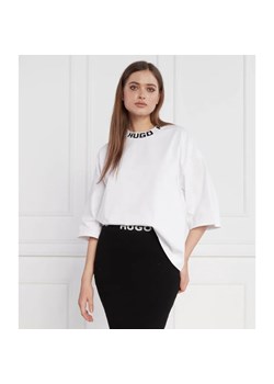 HUGO T-shirt Dinaya | Relaxed fit ze sklepu Gomez Fashion Store w kategorii Bluzki damskie - zdjęcie 163983975