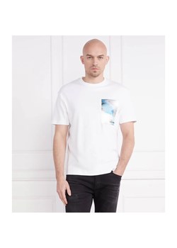 Calvin Klein T-shirt Glitch | Regular Fit ze sklepu Gomez Fashion Store w kategorii T-shirty męskie - zdjęcie 163986848