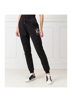 Armani Exchange Spodnie dresowe | Regular Fit ze sklepu Gomez Fashion Store w kategorii Spodnie damskie - zdjęcie 164318817