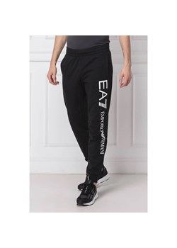 EA7 Spodnie dresowe | Regular Fit ze sklepu Gomez Fashion Store w kategorii Spodnie męskie - zdjęcie 164318855