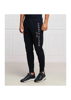 Tommy Hilfiger Spodnie dresowe | Regular Fit ze sklepu Gomez Fashion Store w kategorii Spodnie męskie - zdjęcie 164318888