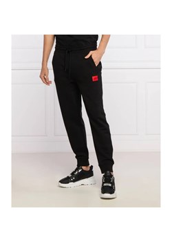 HUGO Spodnie dresowe Doak212 | Regular Fit ze sklepu Gomez Fashion Store w kategorii Spodnie męskie - zdjęcie 164319696