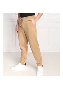 BOSS BLACK Spodnie dresowe Levete 101 | Oversize fit ze sklepu Gomez Fashion Store w kategorii Spodnie męskie - zdjęcie 164321656