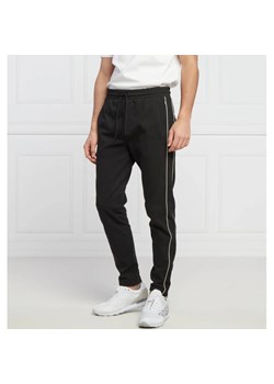 BOSS BLACK Spodnie dresowe Lamont | Regular Fit ze sklepu Gomez Fashion Store w kategorii Spodnie męskie - zdjęcie 164321898