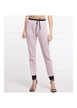 Liu Jo Sport Spodnie dresowe | Regular Fit ze sklepu Gomez Fashion Store w kategorii Spodnie damskie - zdjęcie 164323076