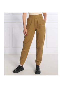 Trussardi Spodnie dresowe | Regular Fit ze sklepu Gomez Fashion Store w kategorii Spodnie damskie - zdjęcie 164323507
