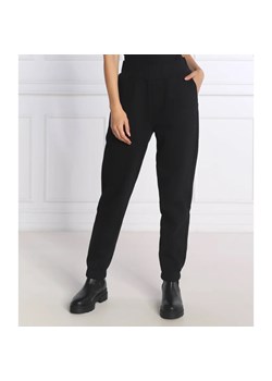 Trussardi Spodnie dresowe | Regular Fit ze sklepu Gomez Fashion Store w kategorii Spodnie damskie - zdjęcie 164323535